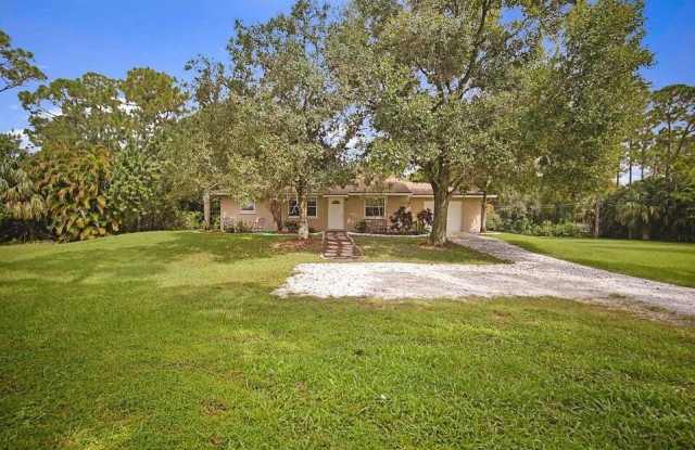 13743 Persimmon Boulevard photos photos