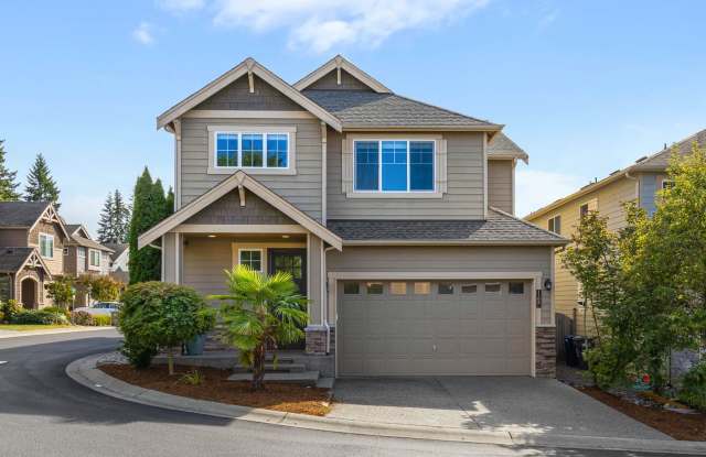 Beautiful Northbrook Home with High-End Finishes, Spacious Layout & Community Amenities Gallery 3