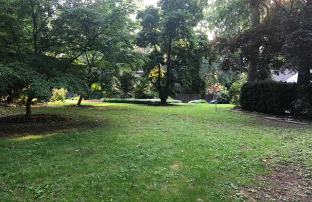 3 W BROOKHAVEN ROAD Gallery 4