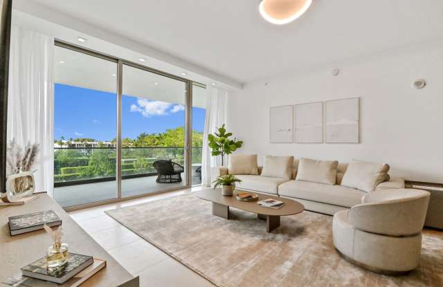 10203 Collins Avenue photos photos