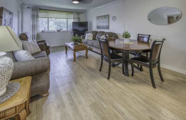 2566 Garden Drive S photos photos
