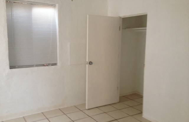 2126 E. Harvard St., #C Gallery 4