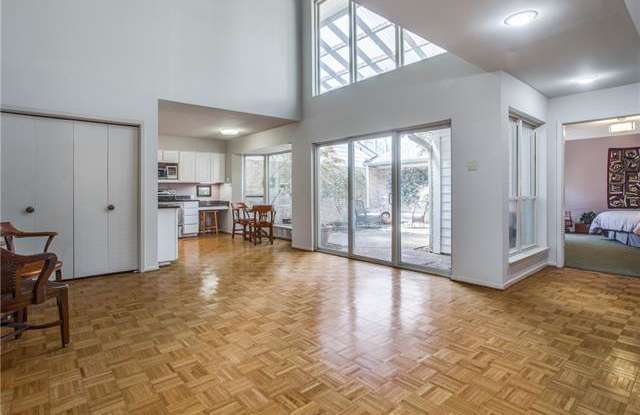 2160 Kessler Court Gallery 3