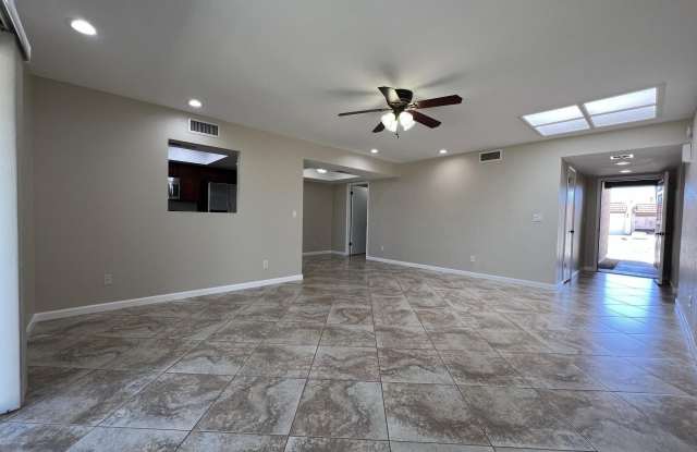 2534 E Villa Theresa Drive Gallery 4
