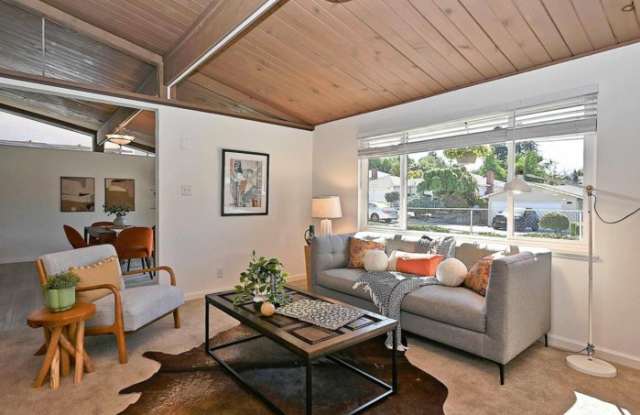 4602 Emily Court photos photos