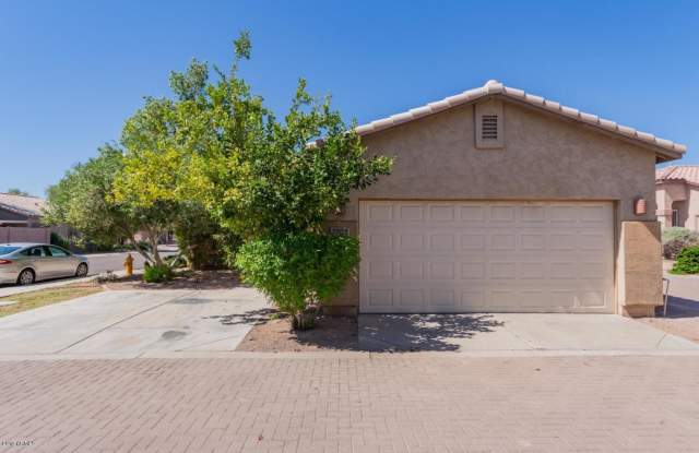 2702 E INDIAN WELLS Place - 2702 East Indian Wells Place, Chandler, AZ 85249