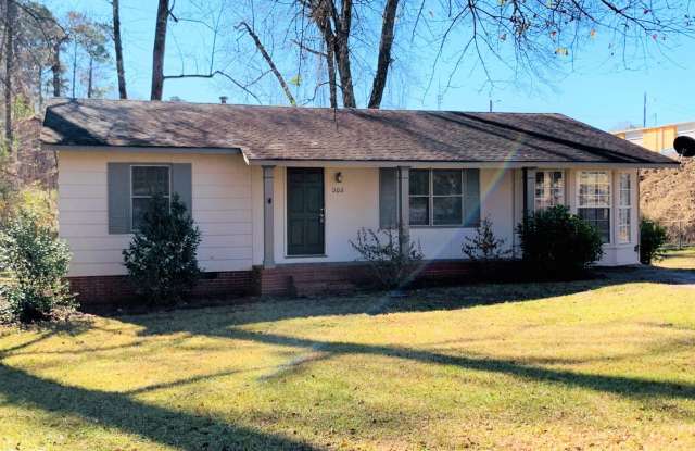 Welcome home! Great location, close to everything, private setting, newly renovated, hardwoods, deck, must see! photos photos