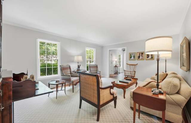 Classic Signal Mountain Home! Gallery 4
