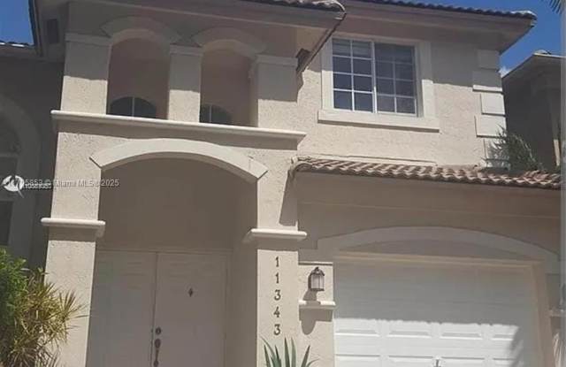 11343 NW 72nd Ter photos photos