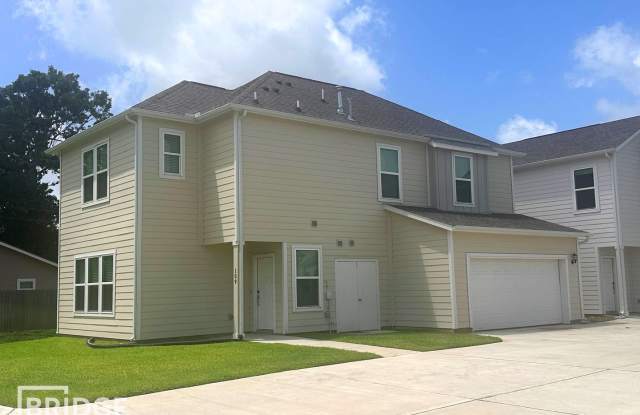 109 Pecan Ln., Lake Jackson, TX 77566 photos photos