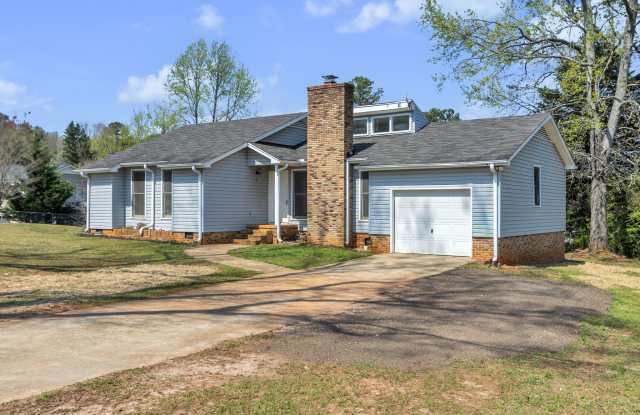 204 Hattie Road photos photos