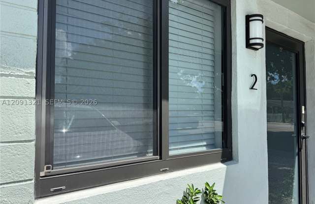 1901 NW 30th St Gallery 2