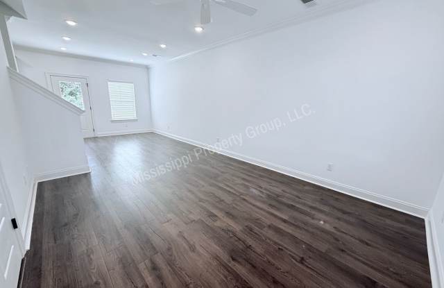 4BR/4.5BA For Rent Gallery 3