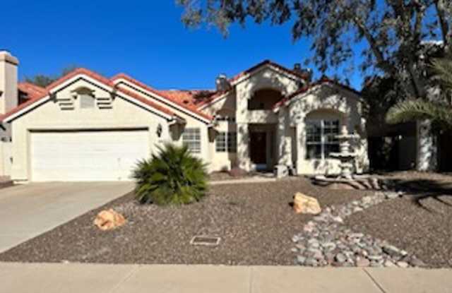 ****COMING SOON*****3 Bed 2 Bath with SPARKLING POOL near 40th St & Chandler Blvd ***Kyrene Schools*** photos photos