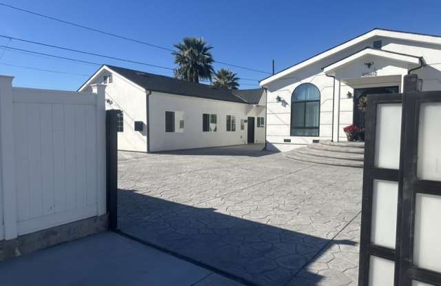 10859 Nettleton Street photos photos