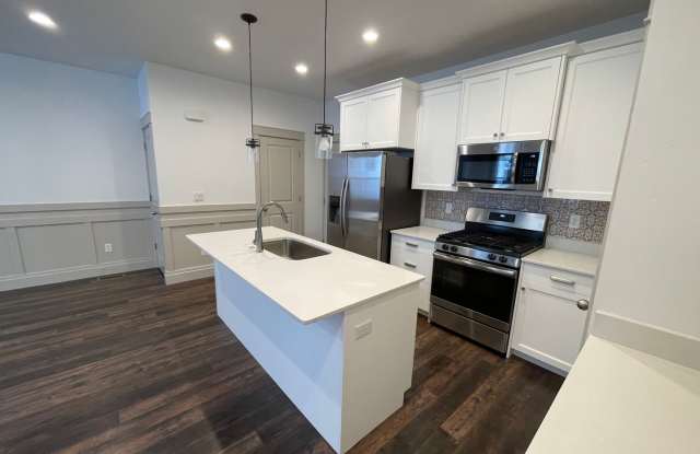 Beautiful 3 Bedroom In North Salt Lake Gallery 4