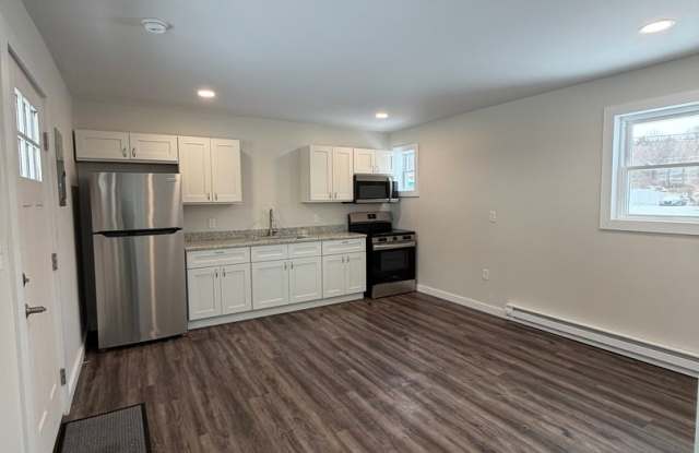 Beautifully remodeled and completed 1 bedroom apartment. photos photos