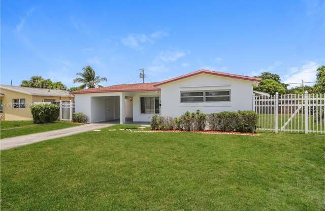 3611 NW 36th St photos photos