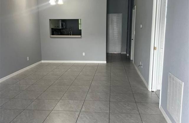 8358 Bernwood Cove Loop Gallery 3