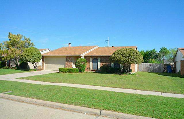 5400 Ragan Drive - 5400 Ragan Drive, The Colony, TX 75056