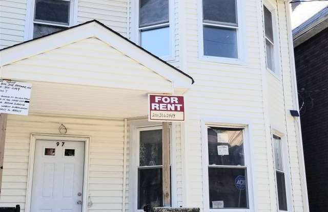 97 WADE ST photos photos