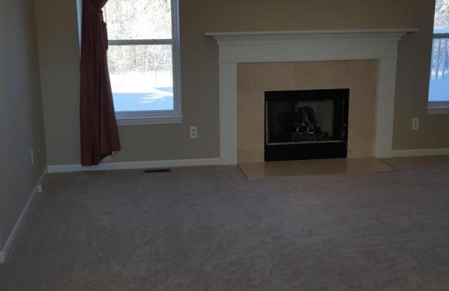 2270 Hickory Point Drive Gallery 3