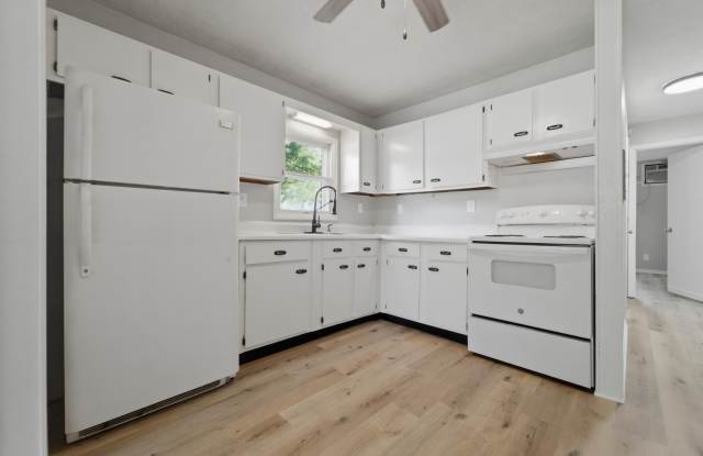 190 Sycamore Court Gallery 4