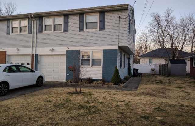 1102 SIMPSON AVENUE photos photos