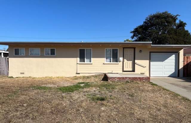 813 E. Mariposa Way - 813 East Mariposa Way, Santa Maria, CA 93454
