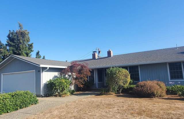 821 Louise Dr photos photos