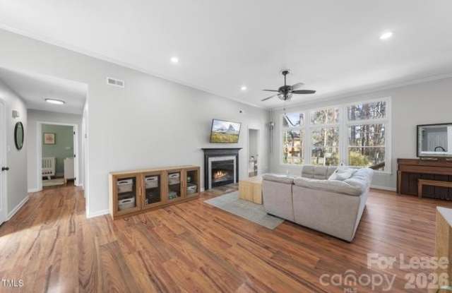 109 Swallow Court Gallery 2