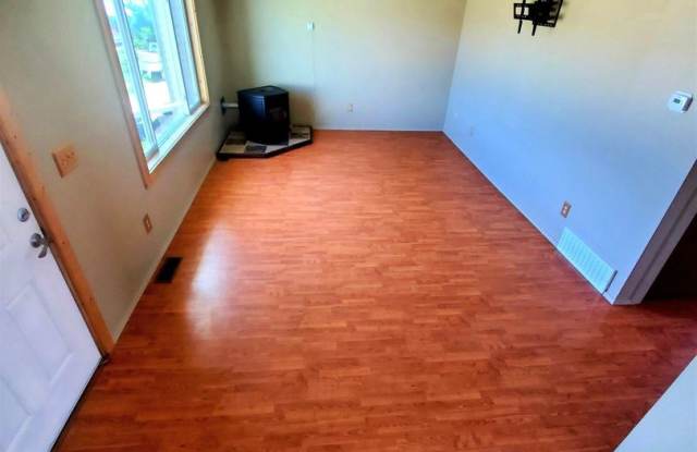303 Charcoal Ct Gallery 2