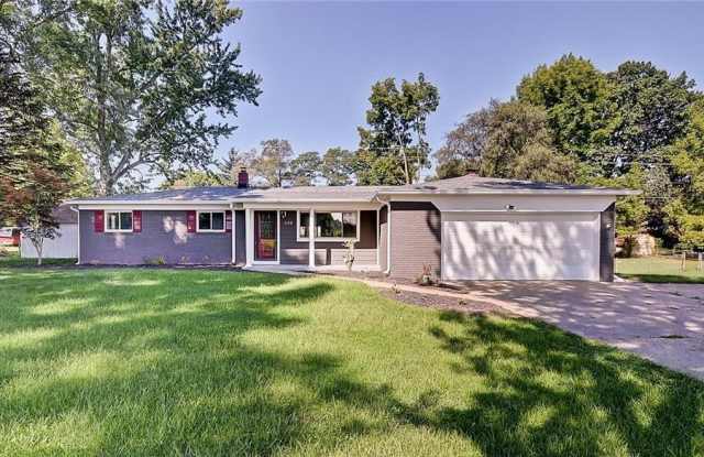 COMING SOON: 3 Bedroom/1.5 Bathroom Home located at 1108 N Morgantown Rd. Greenwood, IN photos photos