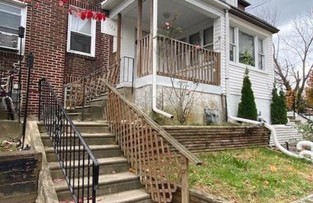 124 GREENWOOD ROAD - 124 Greenwood Road, Sharon Hill, PA 19079