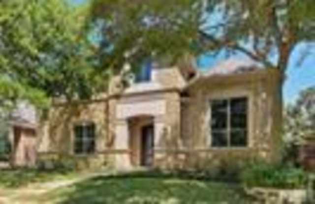 5590 Braemar Drive Gallery 2