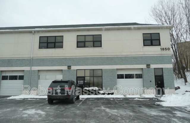 1850 Taylor Avenue - 1850 Taylor Avenue, Louisville, KY 40213