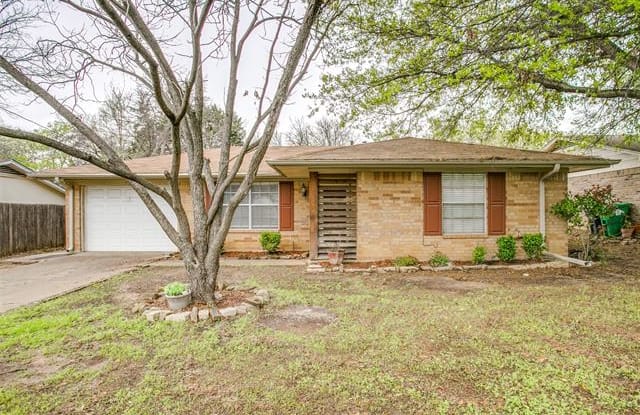 709 Driftwood Trail - 709 Driftwood Trail, Denton, TX 76209