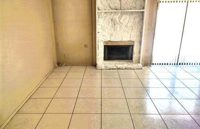 Nice Single Level Westside Home With Refrigerated Air Located In Quiet Well Established Neigthborhood Gallery 3