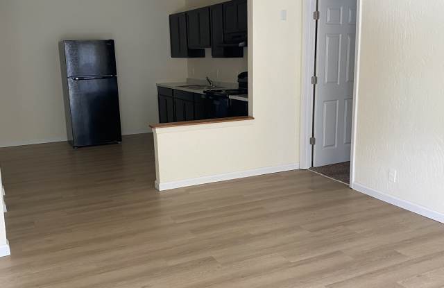 1530 Bertha Ln Gallery 2