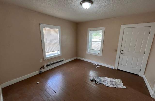 Quaint 2-Bedroom, 1-Bath Home in Northwest Roswell Gallery 3