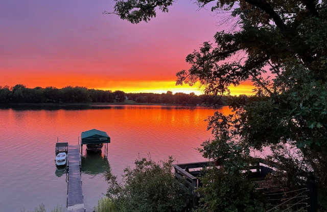 Lakefront property with 2 bedroom, and 1 bath. photos photos