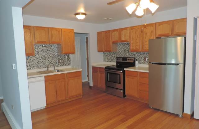 7425 Brookdale Drive Gallery 3