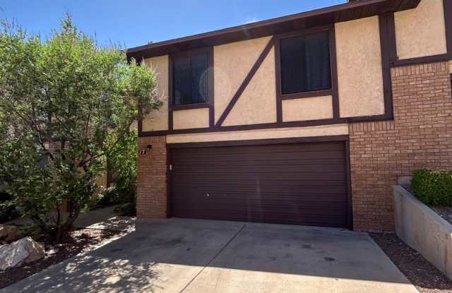 Available September 25th! 3 bed, 2.5 bath, 2 car garage for rent photos photos