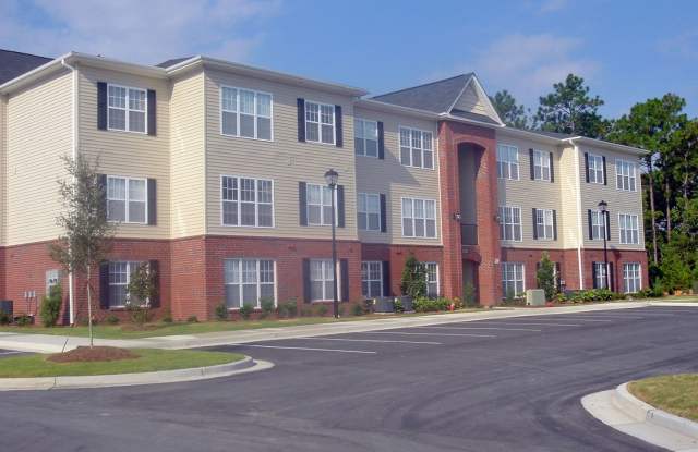 Bellingham Park 2 Bedroom Condo Gallery 1