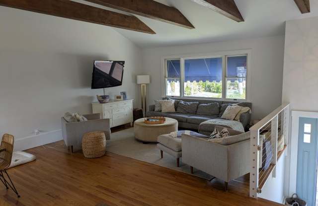 2113 Edgewood Place photos photos