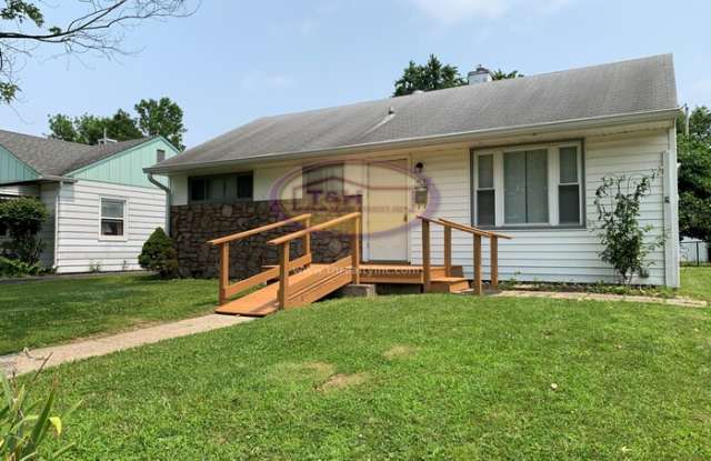 4731 Wellington Avenue Gallery 2
