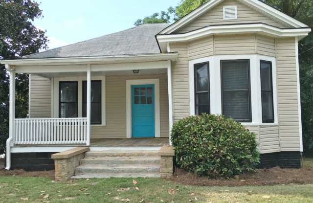 Three Bedroom Pre-Leasing- Carr St. - 320 Carr Street, Athens, GA 30605 Three Bedroom Pre-Leasing- Carr St. - 320 Carr Street, Athens, GA 30605