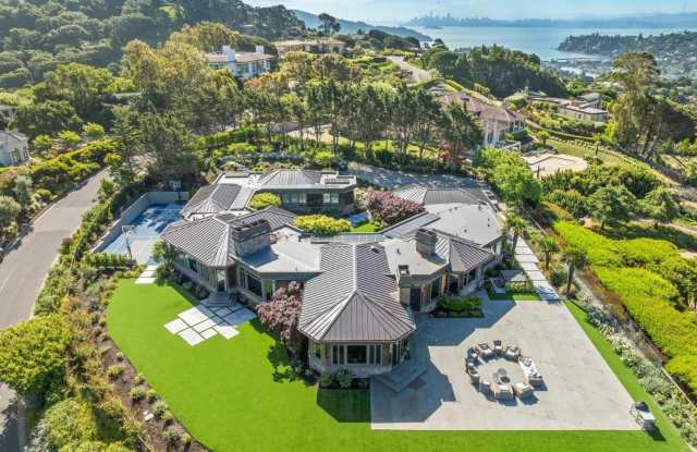 138 Gilmartin Drive photos photos