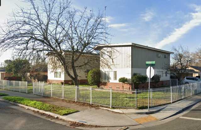 4143 N Pershing Ave photos photos