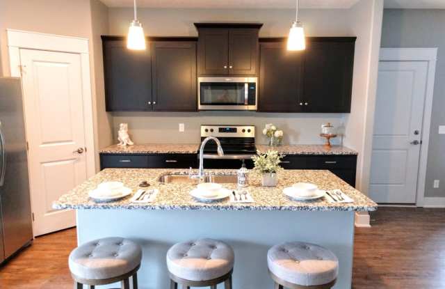 7927 Maxine Drive Suite A - 7927 Maxine Drive, Lincoln, NE 68516
